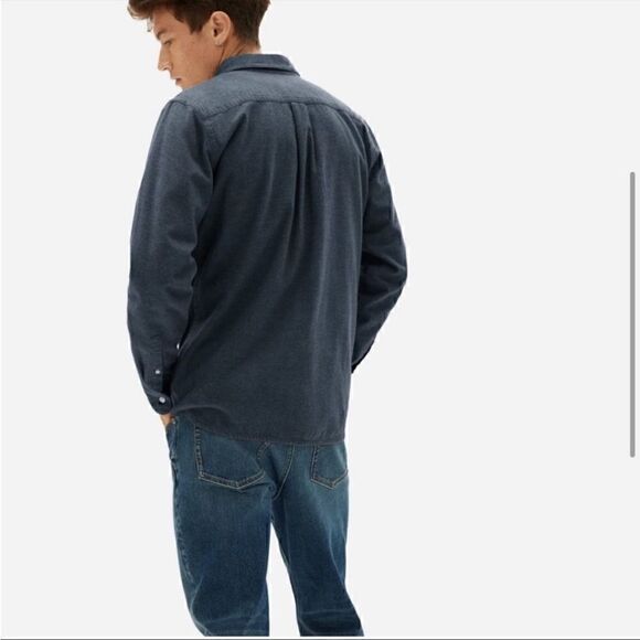 NWT Everlane Men’s The Brushed Flannel Shirt in Navy Size S - Picture 9 of 9